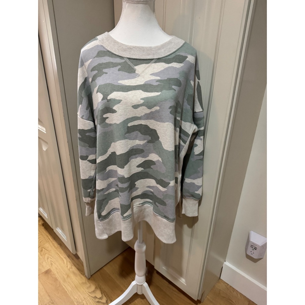 Aerie Camo Sweatshirt in Green and Cream